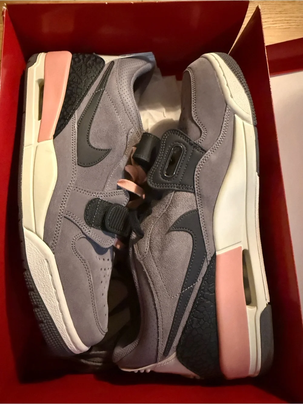 Air Jordan Legacy ‘312’ Low Gunsmoke - Picture 5 of 8